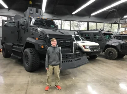 Grif Toms INCAS HURON.webp