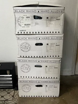 Black Rhino York 18x9.webp