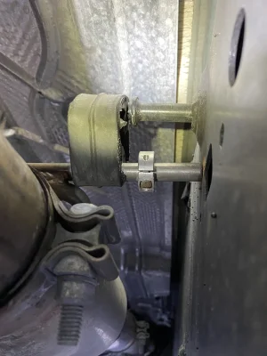 D98 2 (pic from right side of pipe).webp