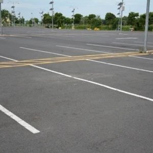 car-parking-spot-on-street-260nw-471582728~2.jpg