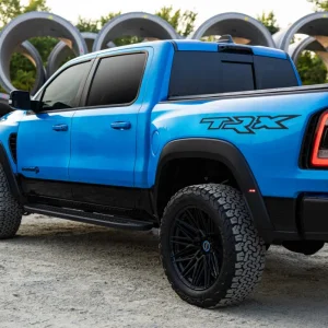 RAM-TRX-Hybrid-Forged-Series-HF6-5-©-Vossen-Wheels-2023-976-1047x698.jpg