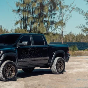 RAM-TRX-Hybrid-Forged-Series-HFX-1-©-Vossen-Wheels-2023-300-1047x698 copy.jpg