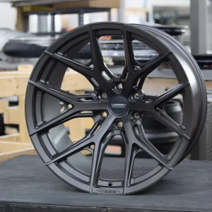 Vossen-HF6-4-Ultra-Deep-Matte-Gunmetal-Hybrid-Forged-Series-©-Vossen-Wheels-2022-2-1047x698.jpg