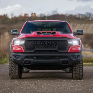 ram-1500-rho-2025-08-exterior-front-red-scaled.webp