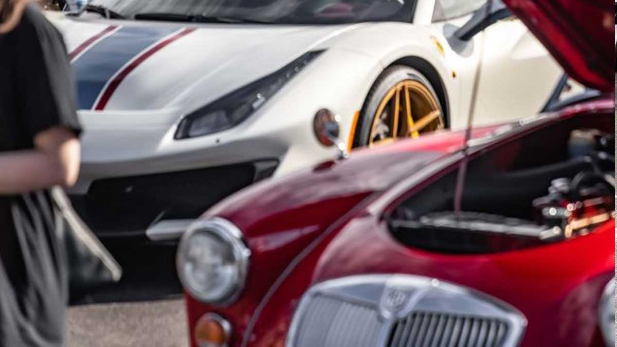 carsandcoffeeevents.com